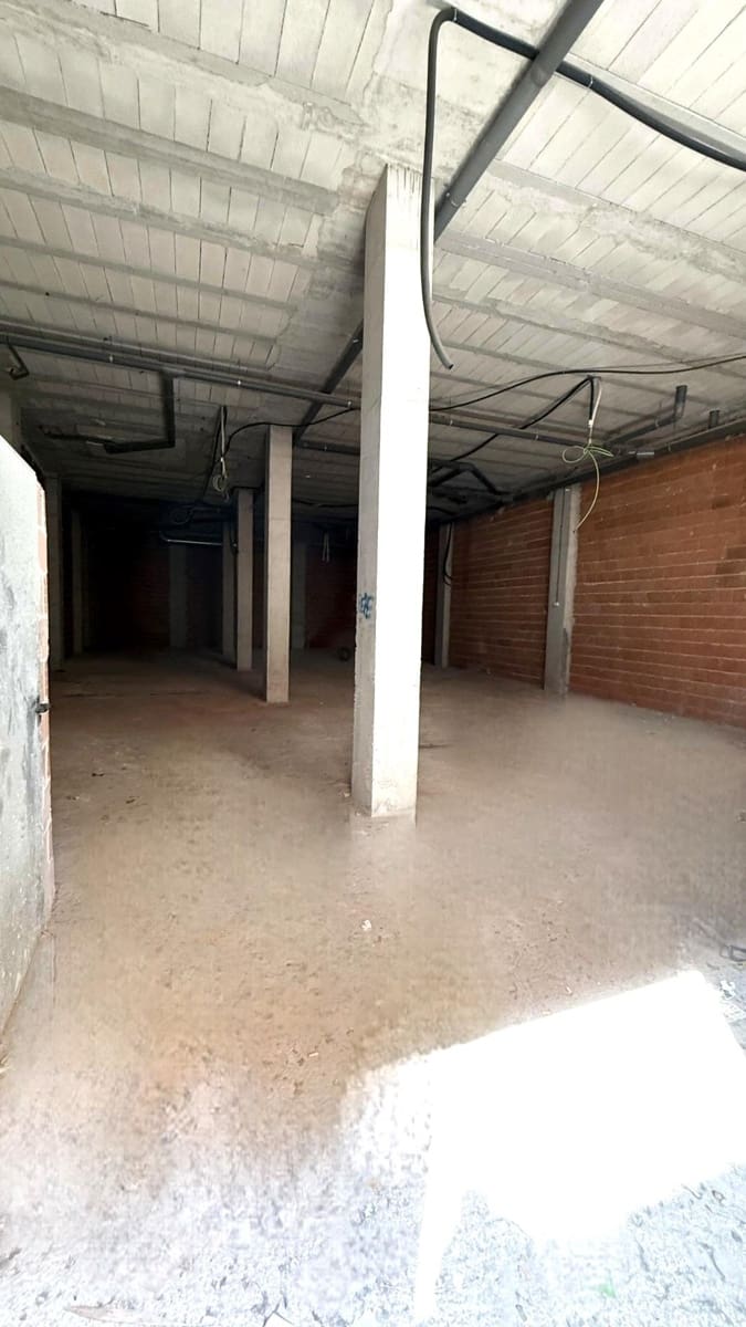 Kommersiell til salgs i Torrevieja - € 295 000 (Ref: 9865988)