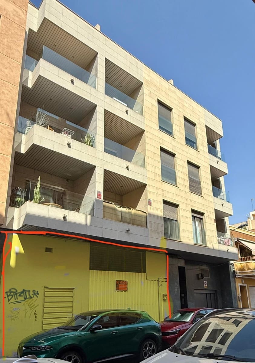 Kommersiell til salgs i Torrevieja - € 295 000 (Ref: 9865988)