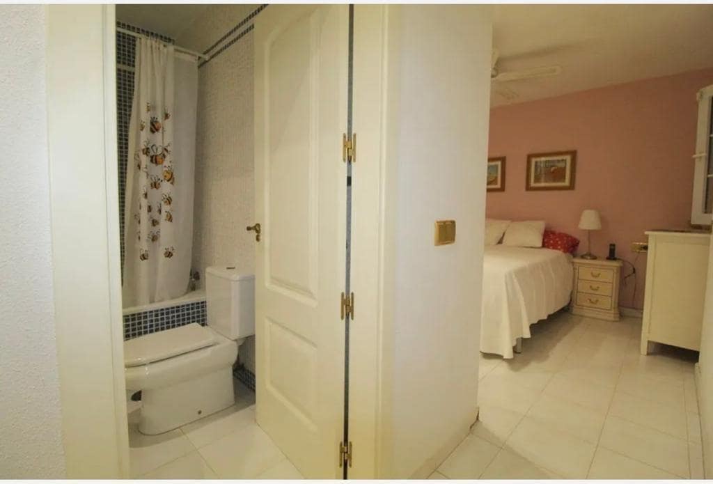 1 bedroom Apartment for sale in Torrevieja - € 139,900 (Ref: 9865991)