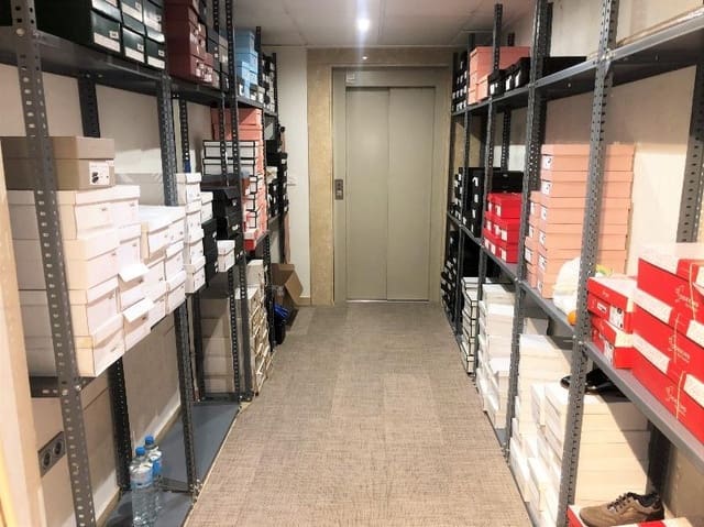 Kommersiell til salgs i Zona Pueblo, Guardamar del Segura - € 275 000 (Ref: 9865994)
