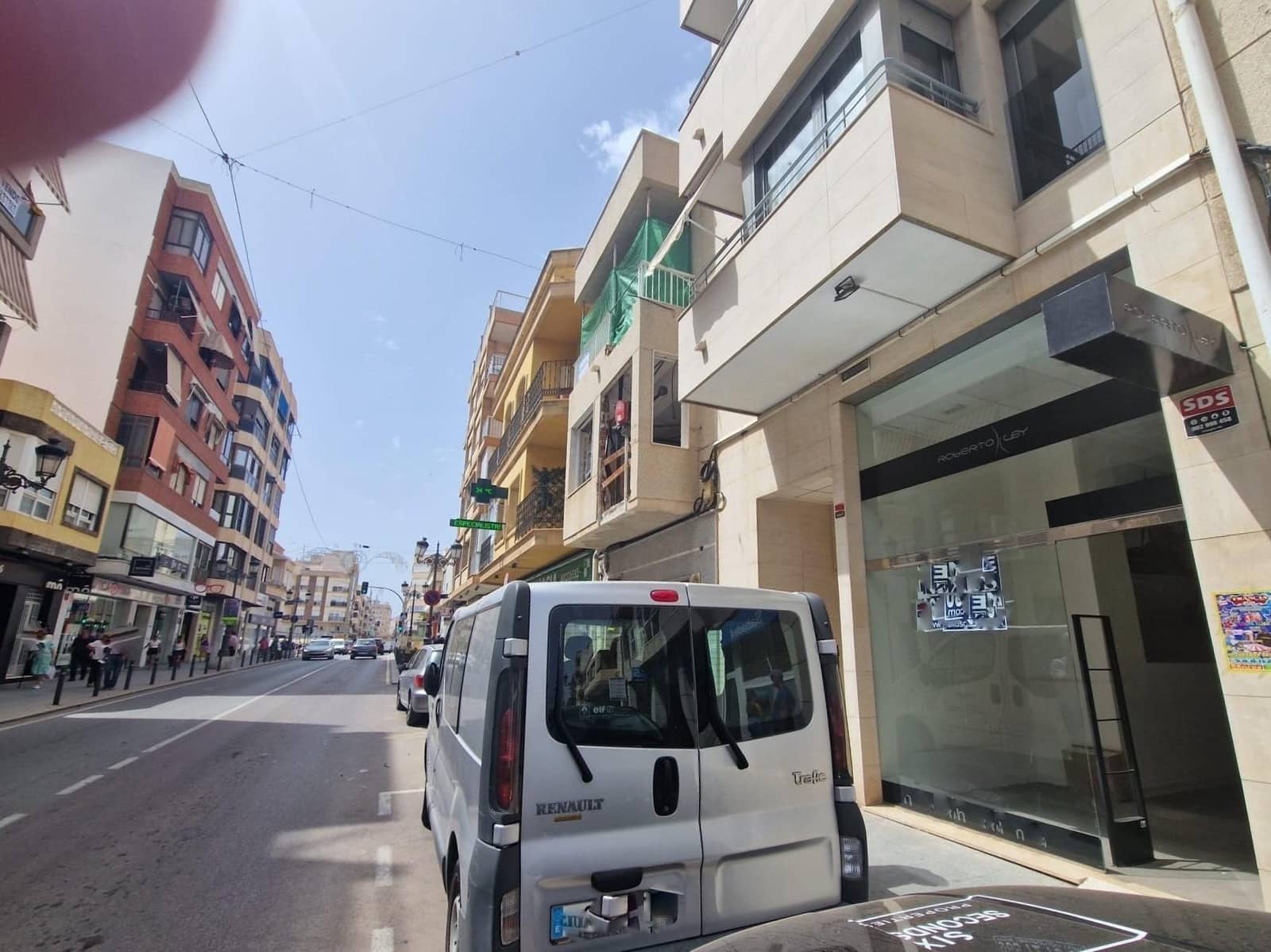Kommersiell til salgs i Guardamar del Segura - € 275 000 (Ref: 9865994)