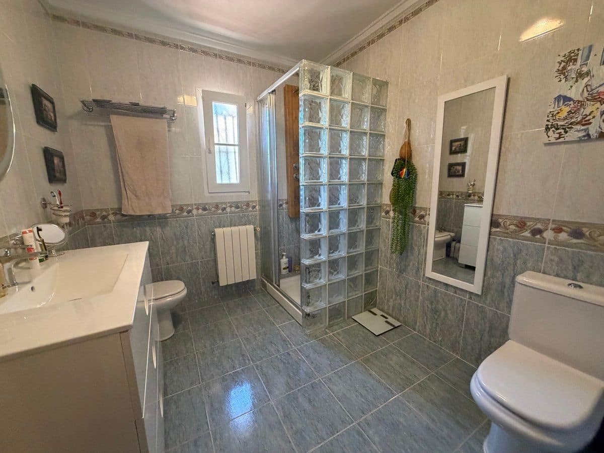 4 soveværelse Villa til salg i Torrevieja med swimmingpool - € 490.000 (Ref: 9866650)