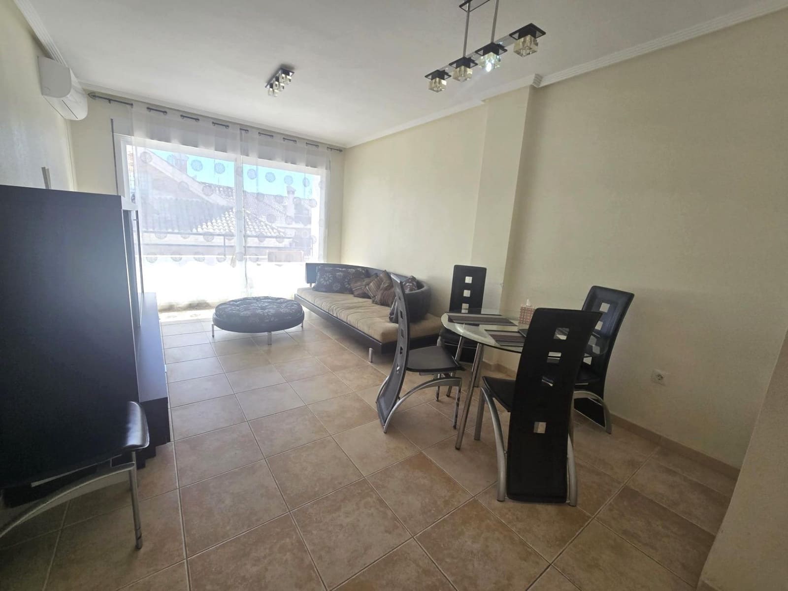3 makuuhuone Kattohuoneisto myytävänä paikassa Torrevieja mukana uima-altaan - 295 000 € (Ref: 9869495)