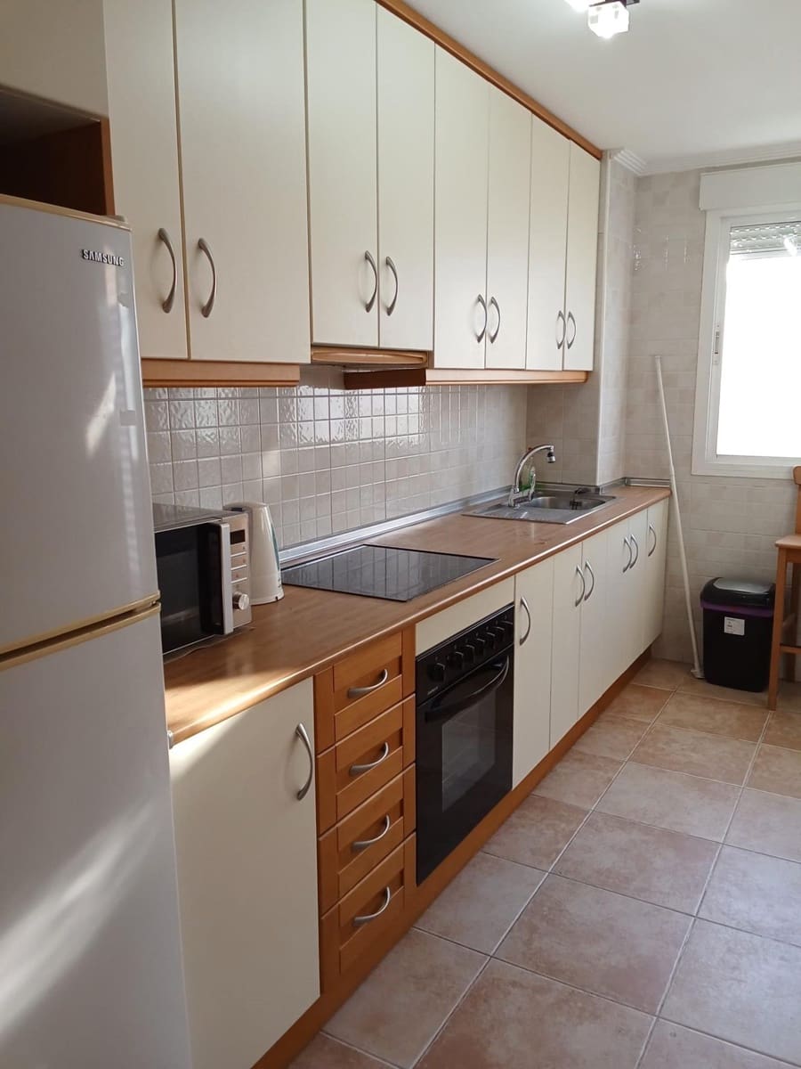 3 makuuhuone Kattohuoneisto myytävänä paikassa Torrevieja mukana uima-altaan - 295 000 € (Ref: 9869495)