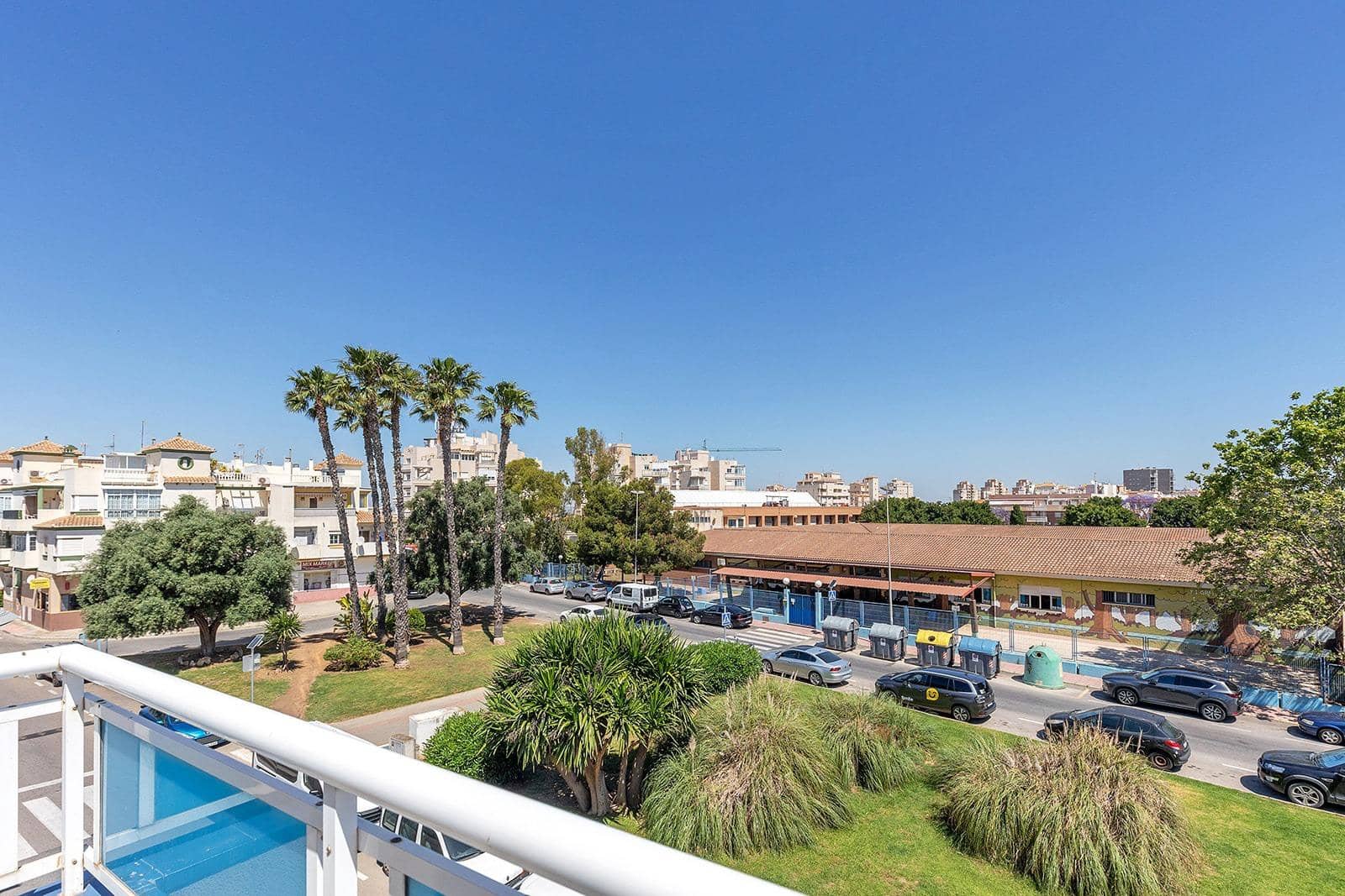 3 chambre Penthouse à vendre à Torrevieja avec piscine - 213 500 € (Ref: 9873212)