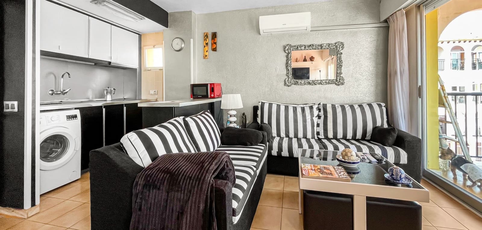 2 sovrum Lägenhet till salu i Torrevieja - 188 900 € (Ref: 9874248)