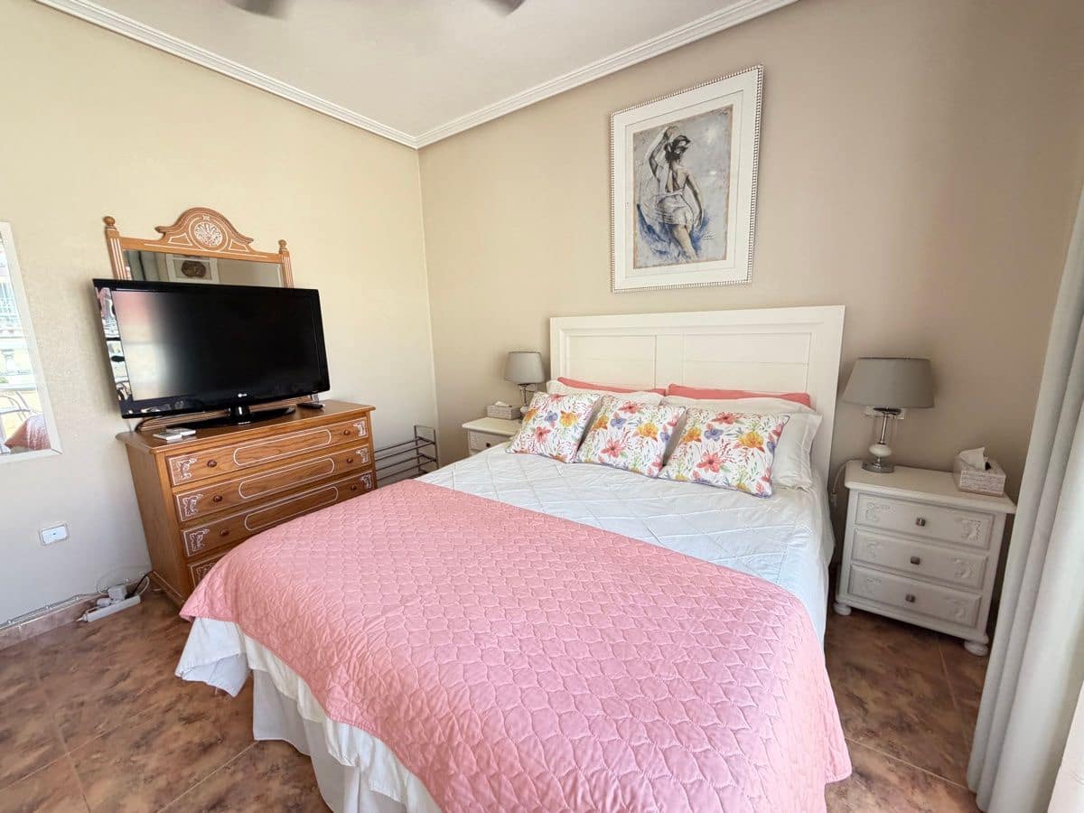 2 Zimmer Haus zu verkaufen in La Zenia mit Pool - 269.000 € (Ref: 9874250)