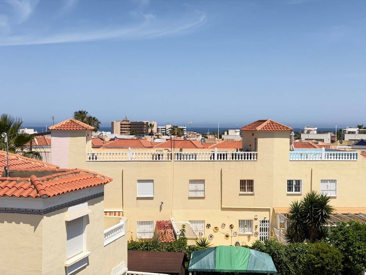 2 Zimmer Haus zu verkaufen in La Zenia mit Pool - 269.000 € (Ref: 9874250)