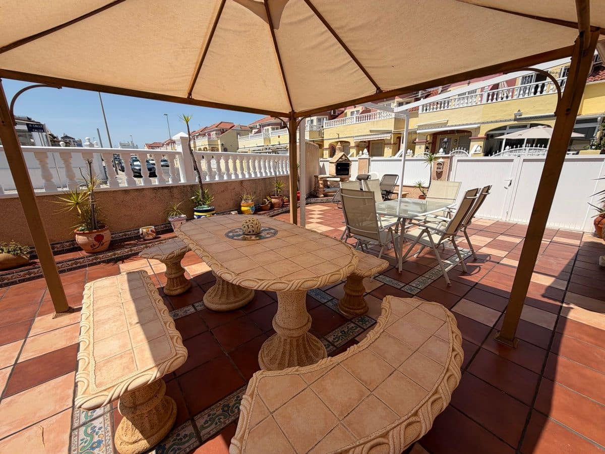 2 Zimmer Haus zu verkaufen in La Zenia mit Pool - 269.000 € (Ref: 9874250)