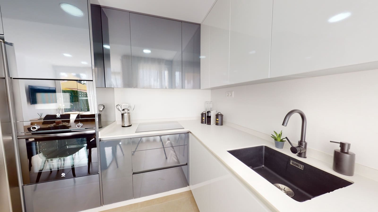 3 bedroom Villa for sale in Estrella de Mar with pool garage - € 384,000 (Ref: 9874266)