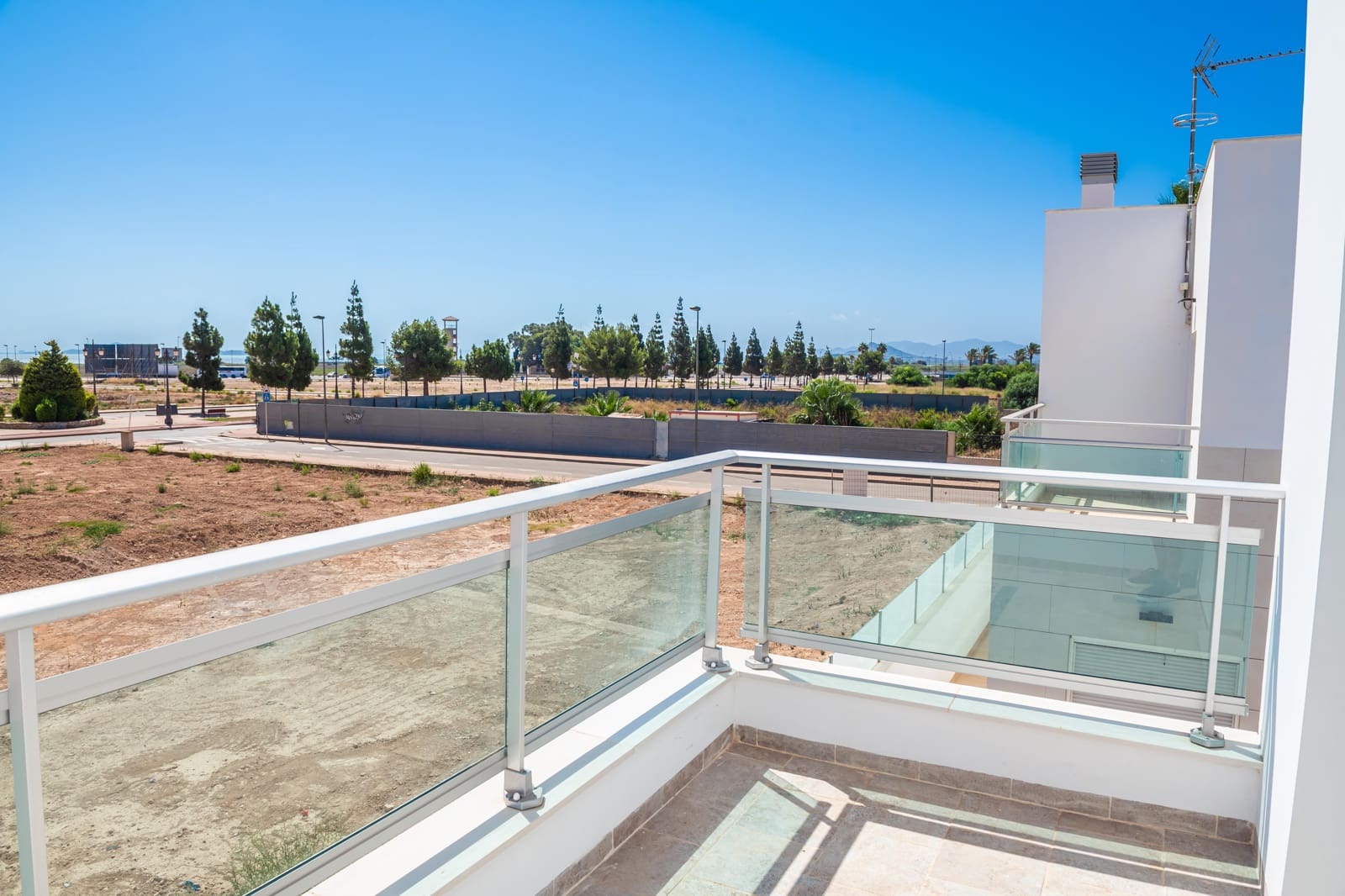 3 soveværelse Villa til salg i Los Alcazares med swimmingpool garage - € 445.000 (Ref: 9874268)