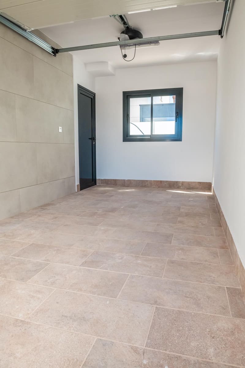 3 soveværelse Villa til salg i Los Alcazares med swimmingpool garage - € 465.000 (Ref: 9874272)