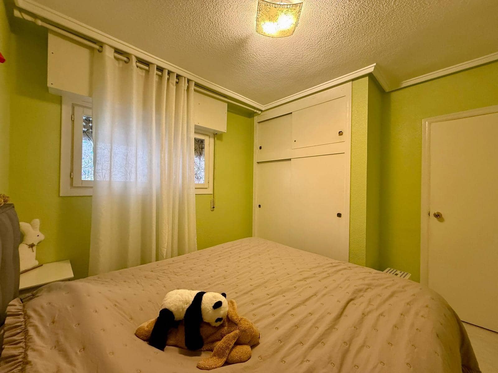 1 slaapkamer Appartement te koop in Torrevieja met zwembad - € 109.900 (Ref: 9877285)