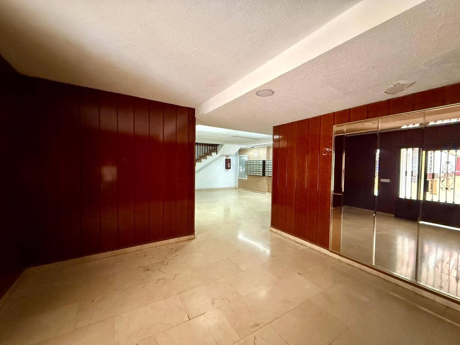 1 slaapkamer Appartement te koop in Torrevieja met zwembad - € 109.900 (Ref: 9877285)