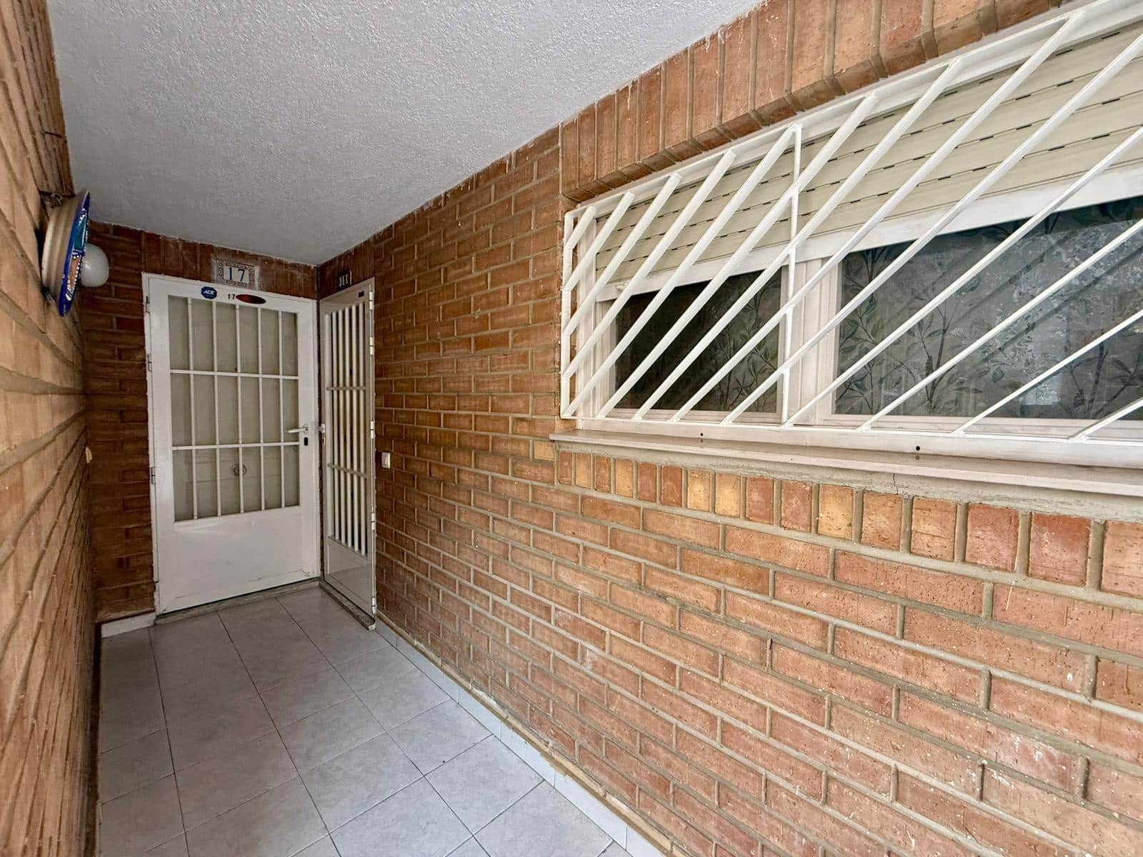 1 slaapkamer Appartement te koop in Torrevieja met zwembad - € 109.900 (Ref: 9877285)