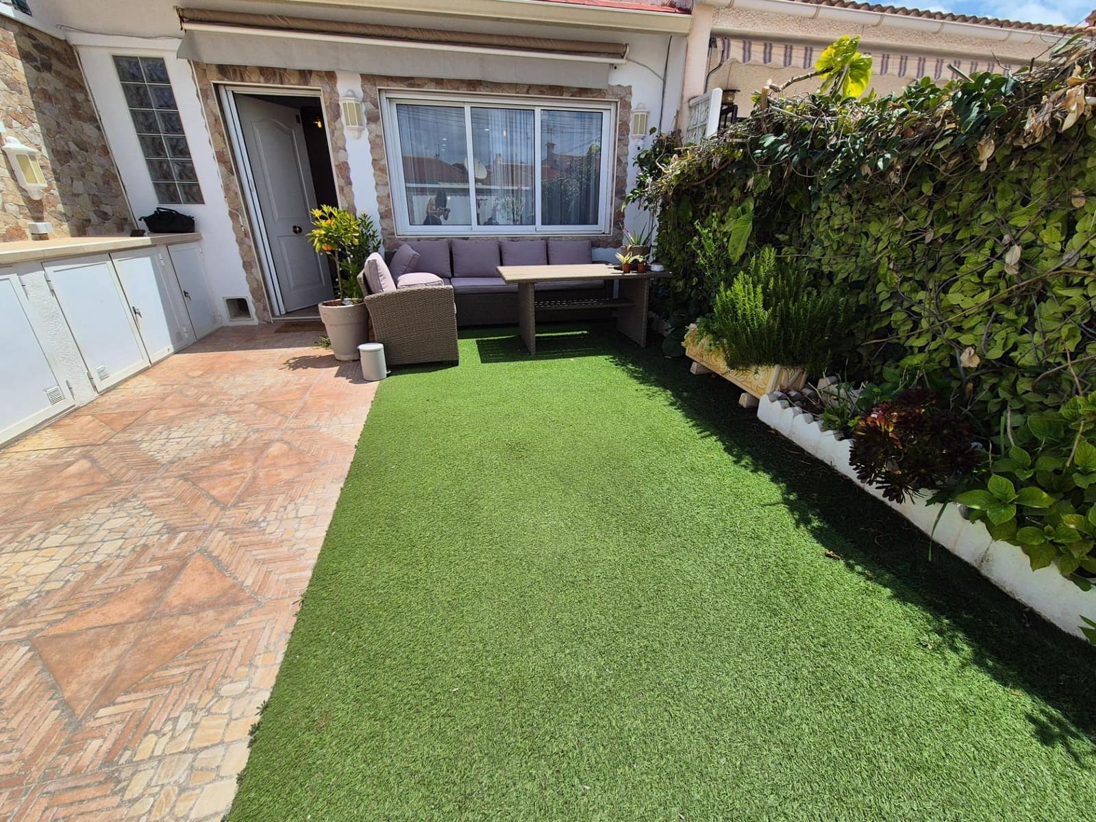 Bungalow myytävänä paikassa Torrevieja - 169 000 € (Ref: 9877294)