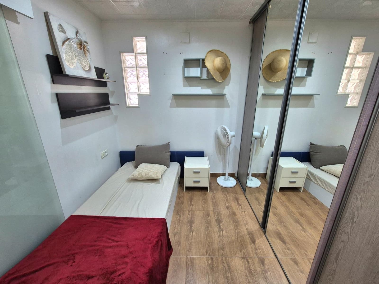 Bungalow myytävänä paikassa Torrevieja - 169 000 € (Ref: 9877294)