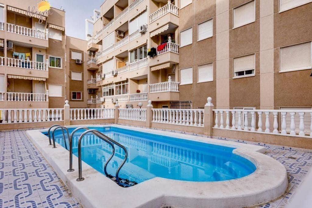 Apartment for sale in Torrevieja with pool - € 149,000 (Ref: 9877296)