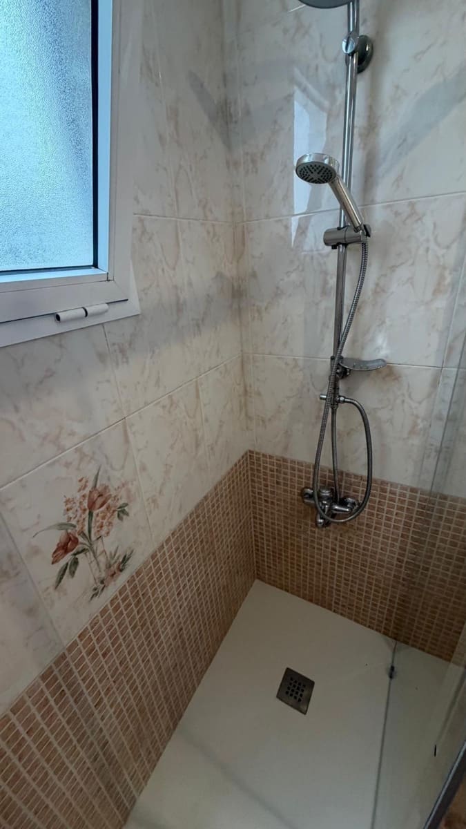 Apartment for sale in Torrevieja with pool - € 149,000 (Ref: 9877296)