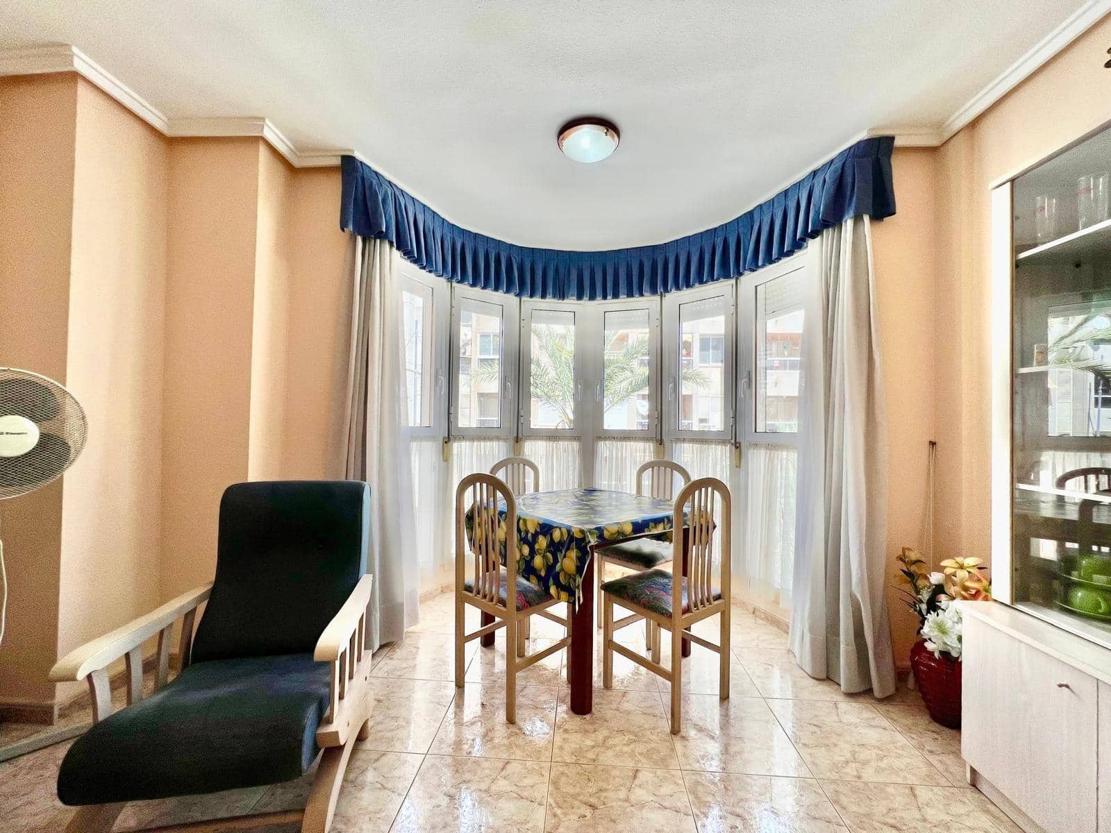 2 Zimmer Apartment zu verkaufen in Torrevieja - 169.900 € (Ref: 9877301)