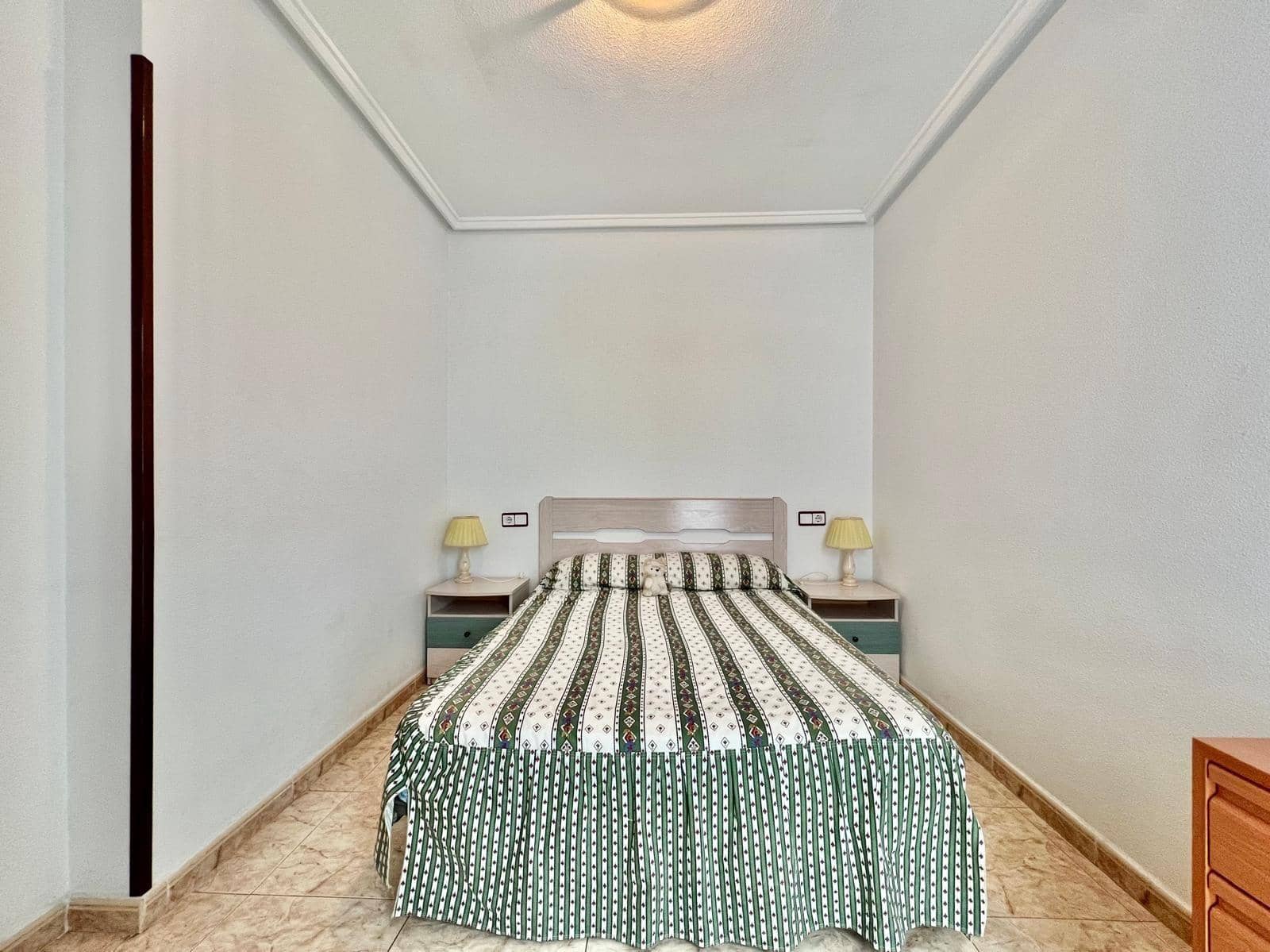 2 Zimmer Apartment zu verkaufen in Torrevieja - 169.900 € (Ref: 9877301)