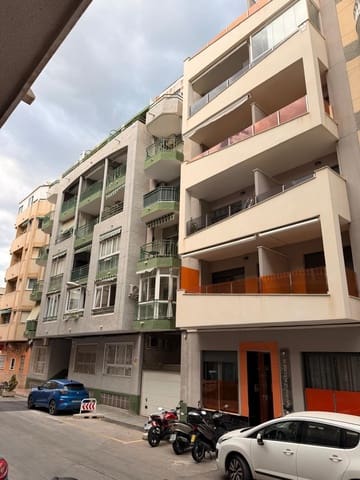 1 Zimmer Apartment zu verkaufen in Avenida Habaneras - Curva de Palangre, Torrevieja - 147.000 € (Ref: 9877307)
