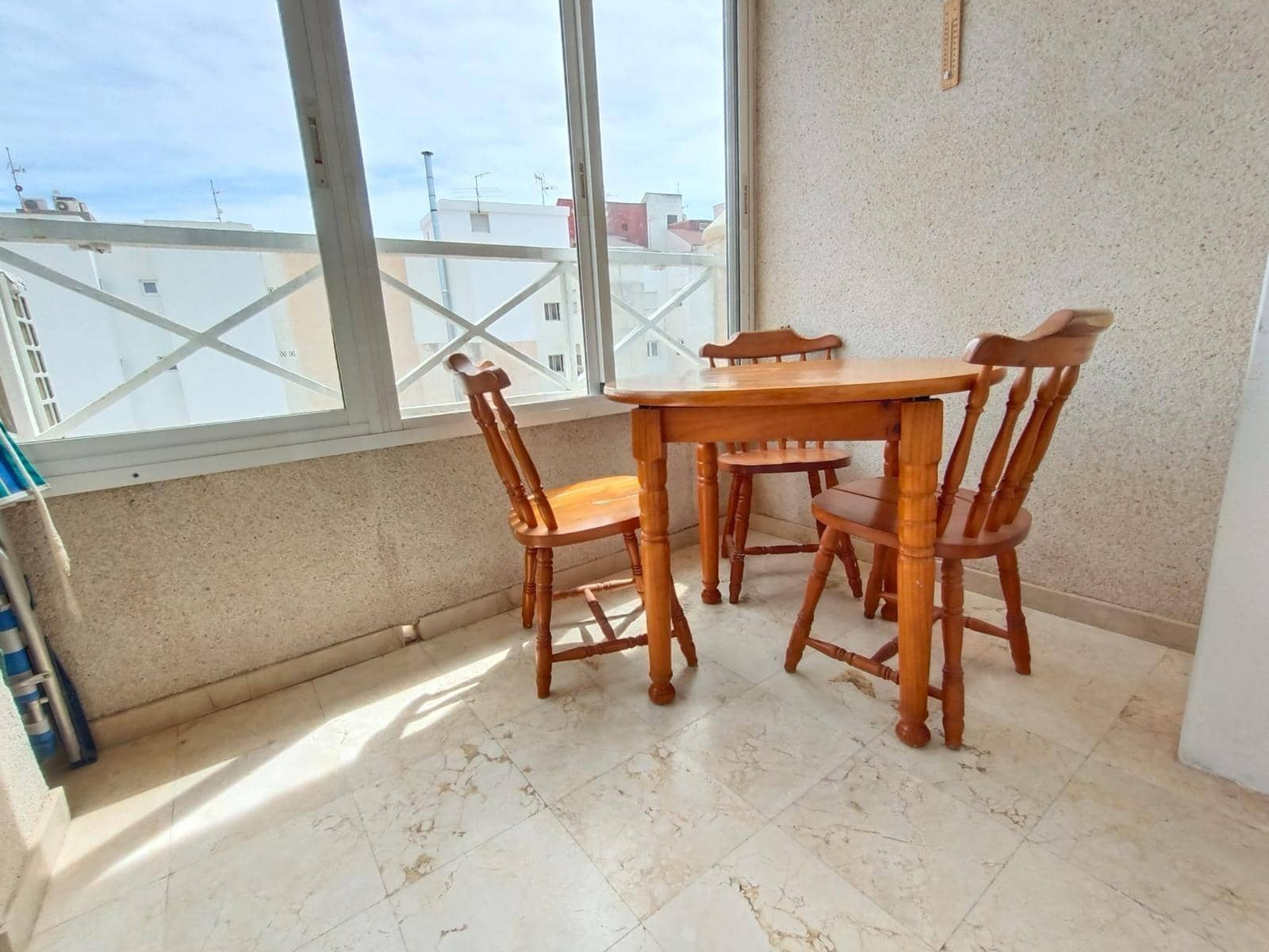 Apartamento en Torrevieja en venta - 125.000 € (Ref: 9877310)