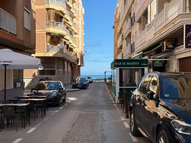 Apartamento en Playa de los Locos, Torrevieja en venta - 125.000 € (Ref: 9877310)
