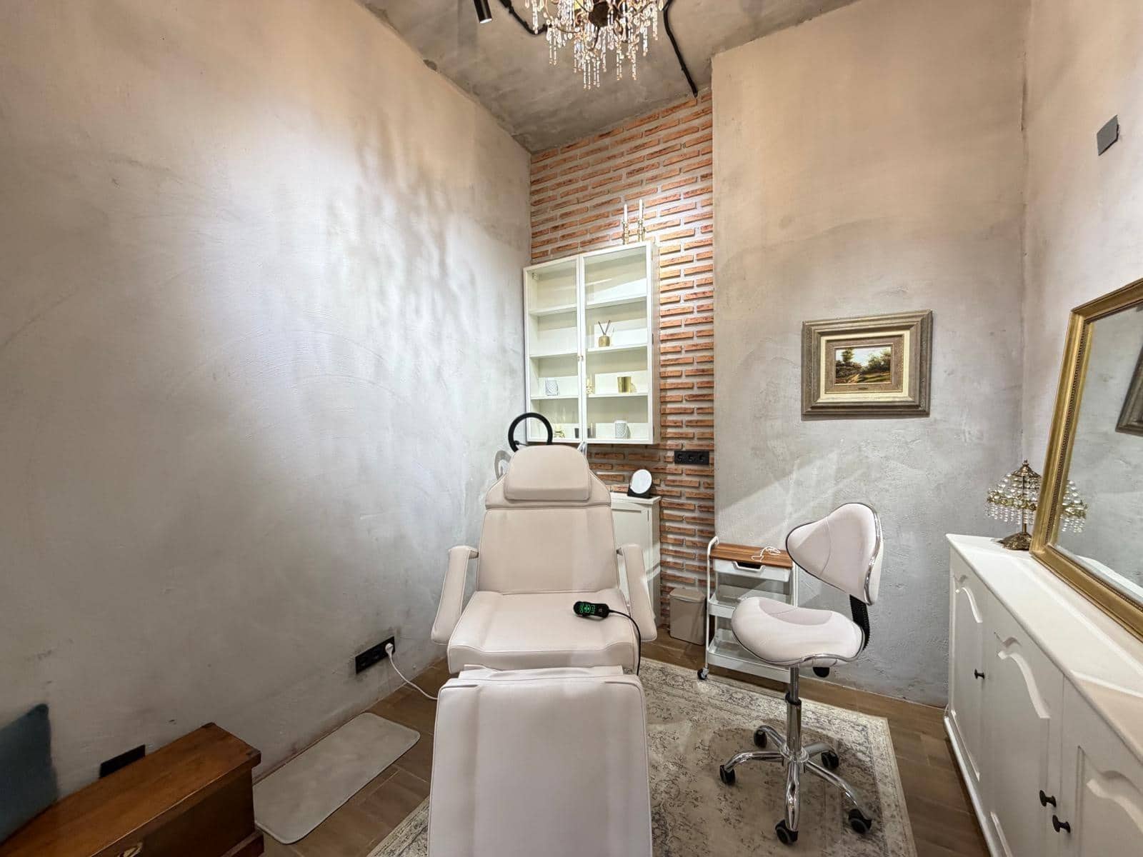 1 bedroom Commercial for sale in Torrevieja - € 155,000 (Ref: 9877315)