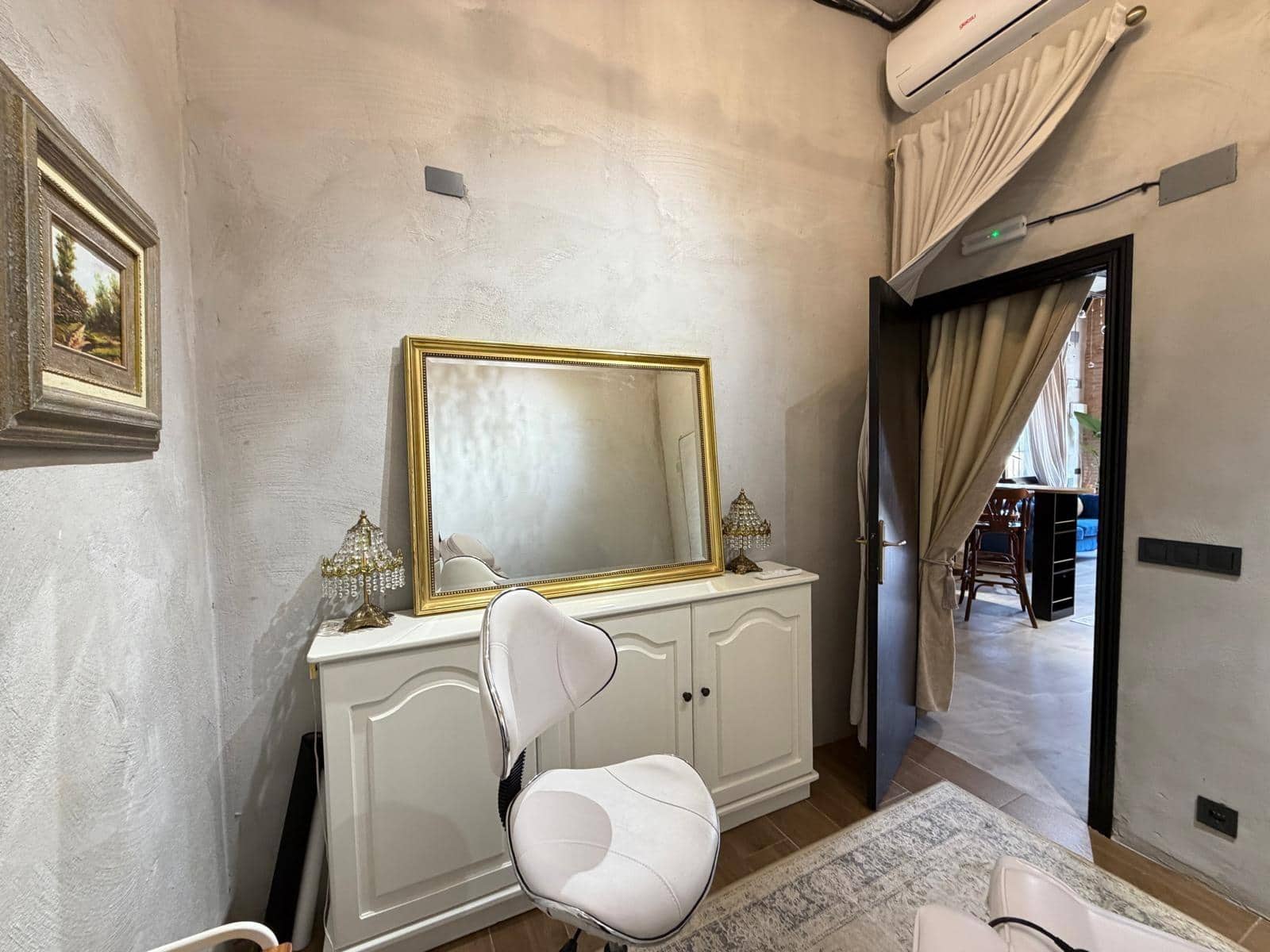 1 bedroom Commercial for sale in Torrevieja - € 155,000 (Ref: 9877315)