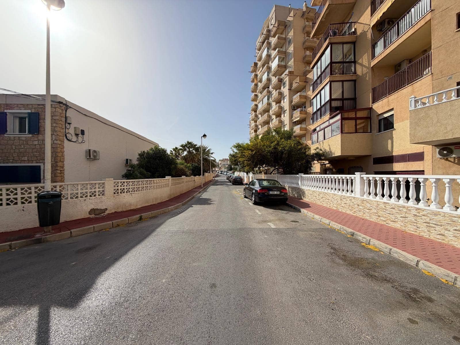 1 bedroom Commercial for sale in Torrevieja - € 155,000 (Ref: 9877315)