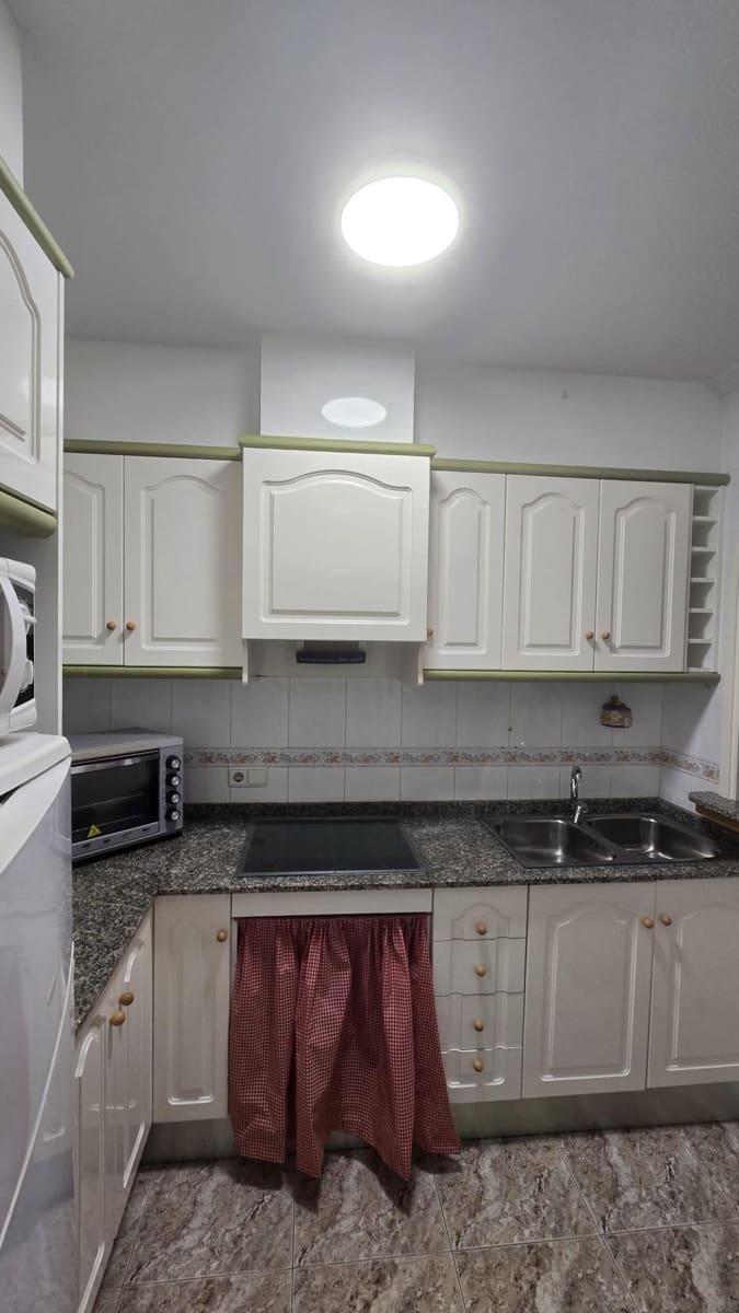 Appartement à vendre à Torrevieja - 144 900 € (Ref: 9877322)