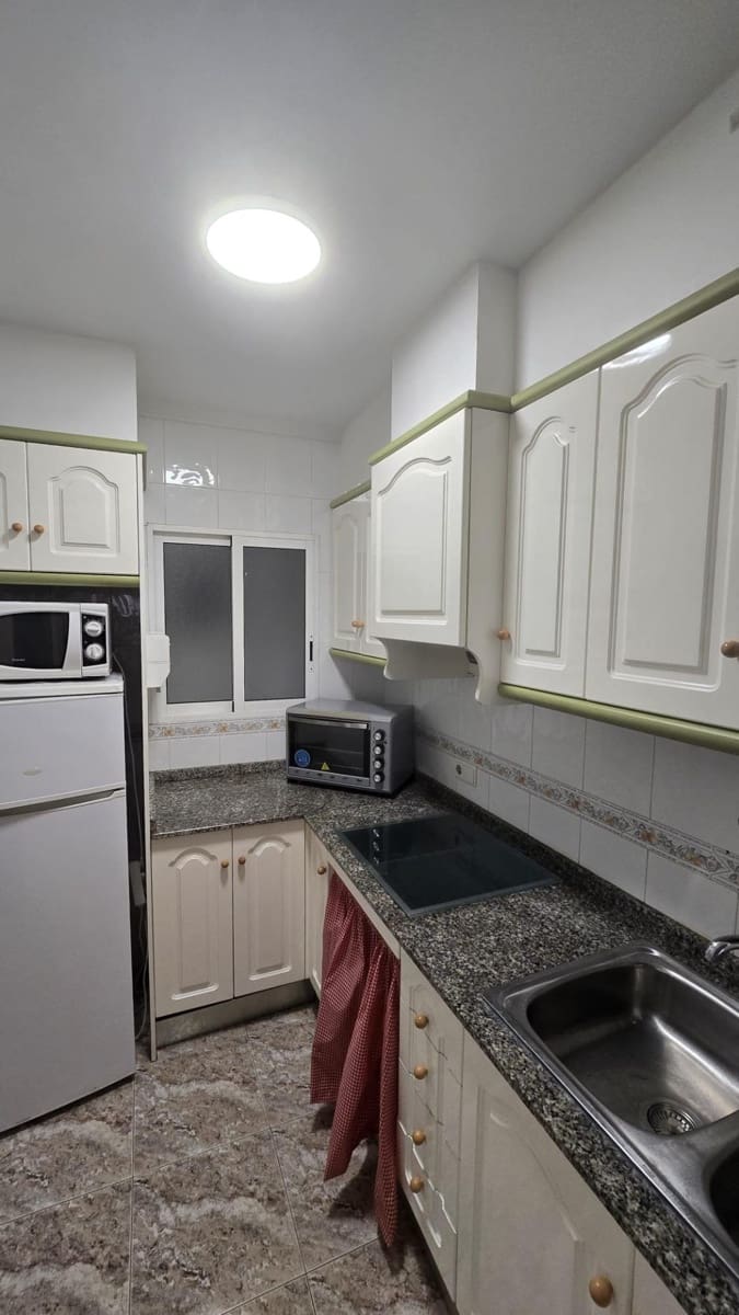 Appartement à vendre à Torrevieja - 144 900 € (Ref: 9877322)