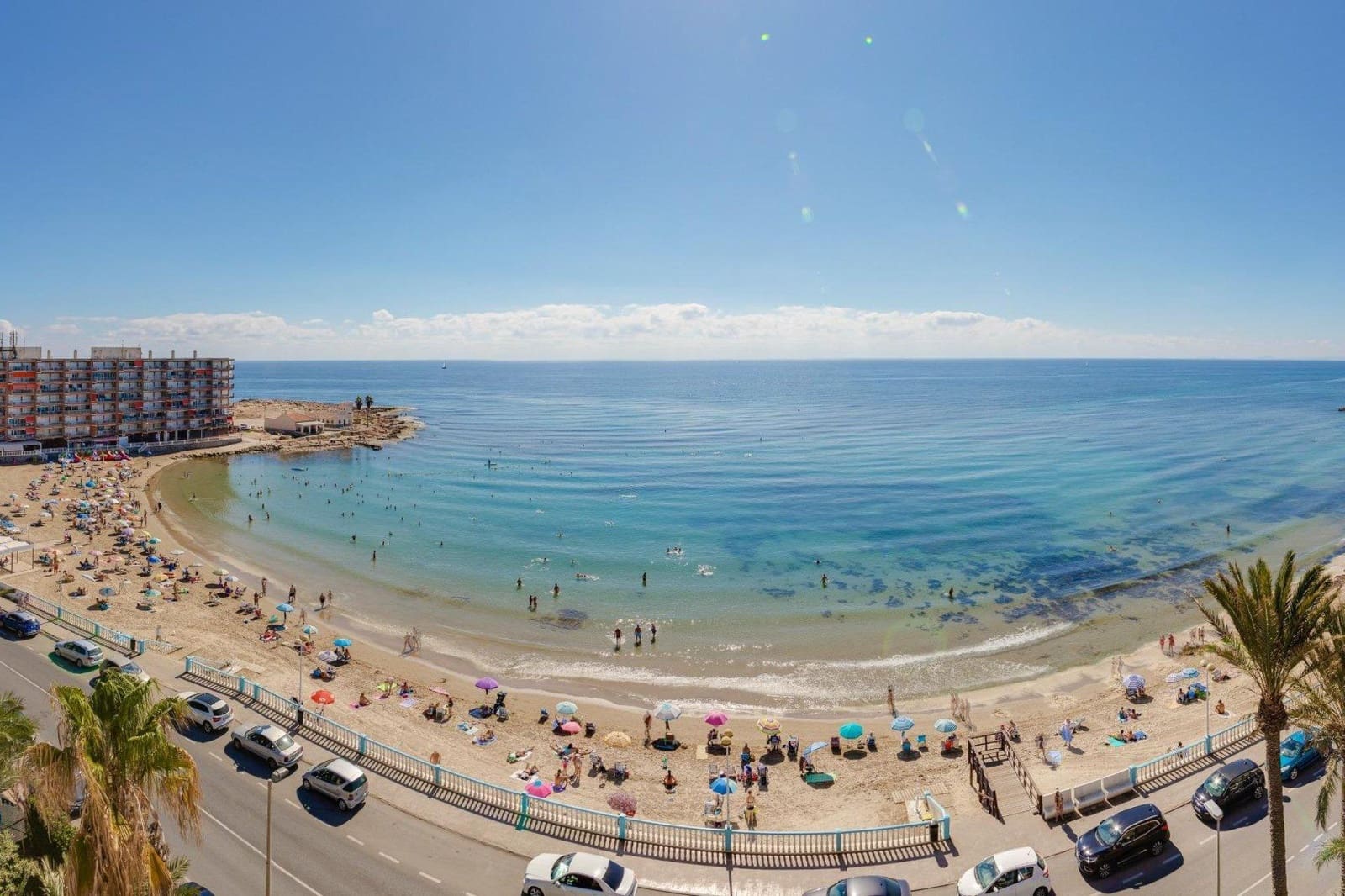 Ático de 3 habitaciones en Torrevieja en venta con piscina - 350.000 € (Ref: 9877336)