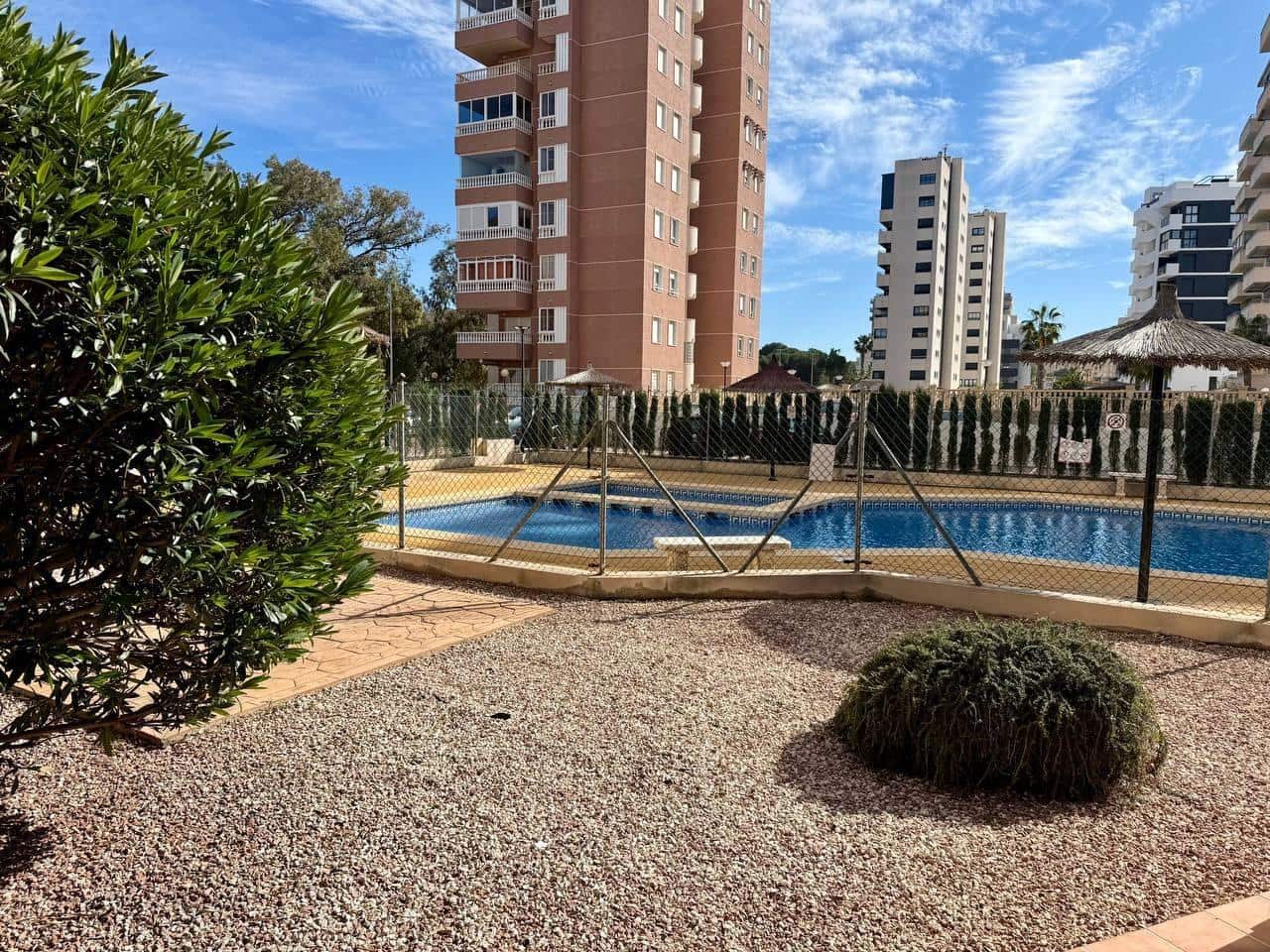3 chambre Appartement à vendre à Guardamar del Segura avec piscine - 249 900 € (Ref: 9877337)