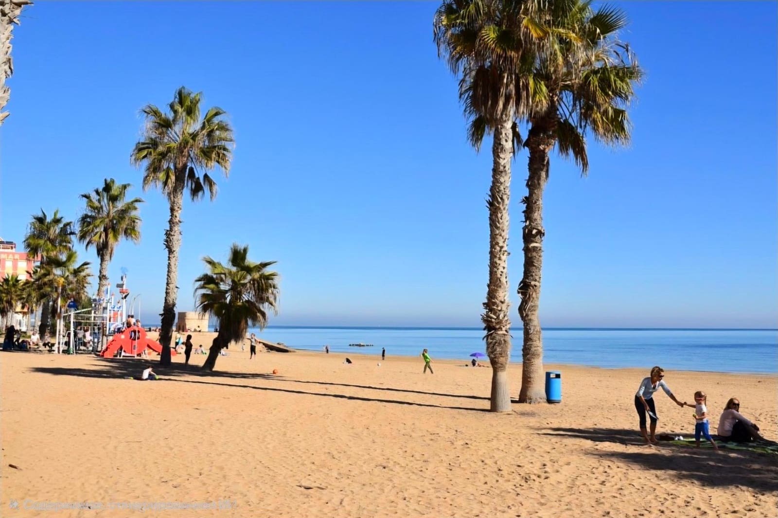 Apartamento de 1 habitación en Torrevieja en venta con piscina - 149.000 € (Ref: 9877341)