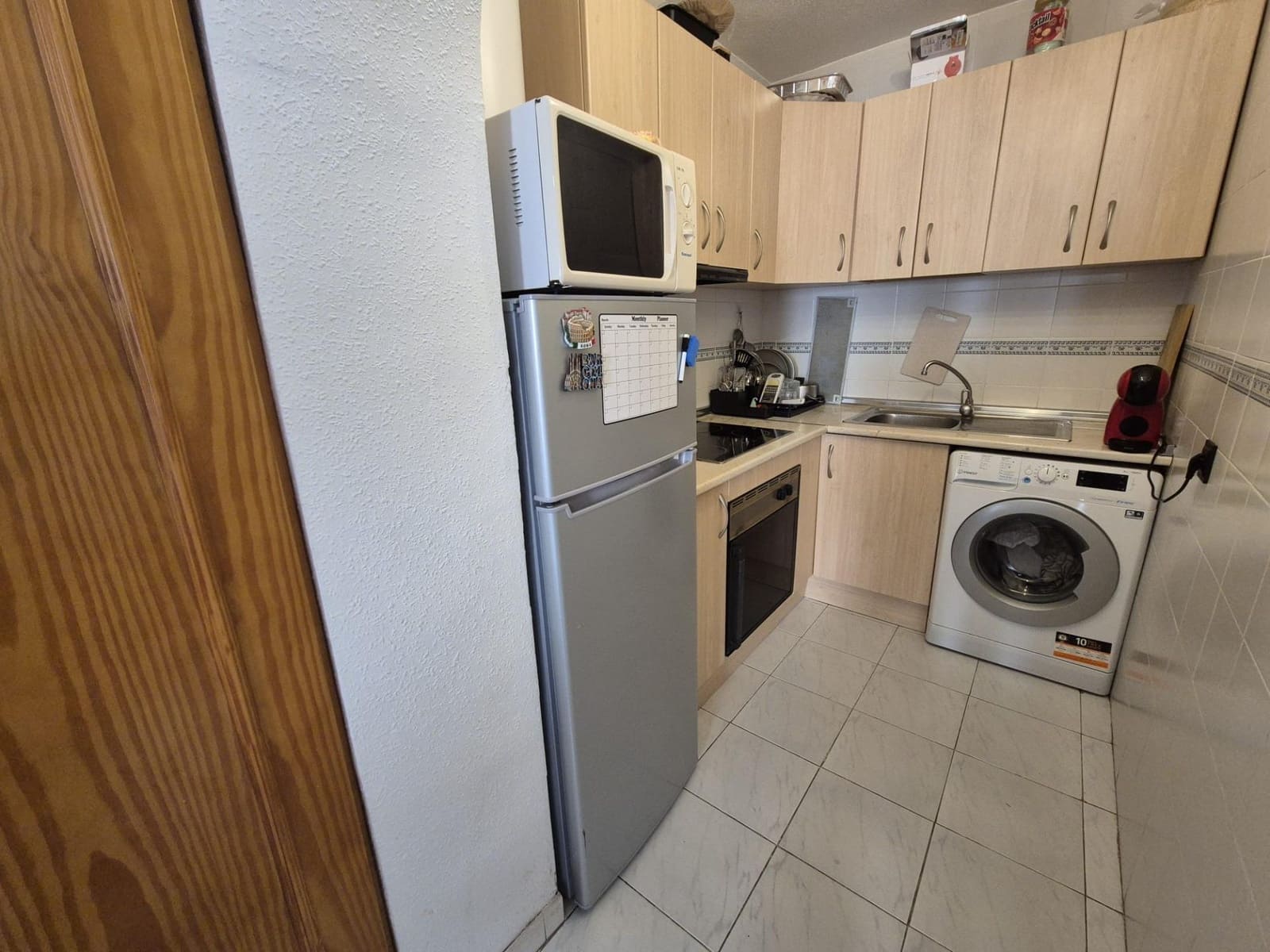 Apartamento de 1 habitación en Torrevieja en venta con piscina - 149.000 € (Ref: 9877341)