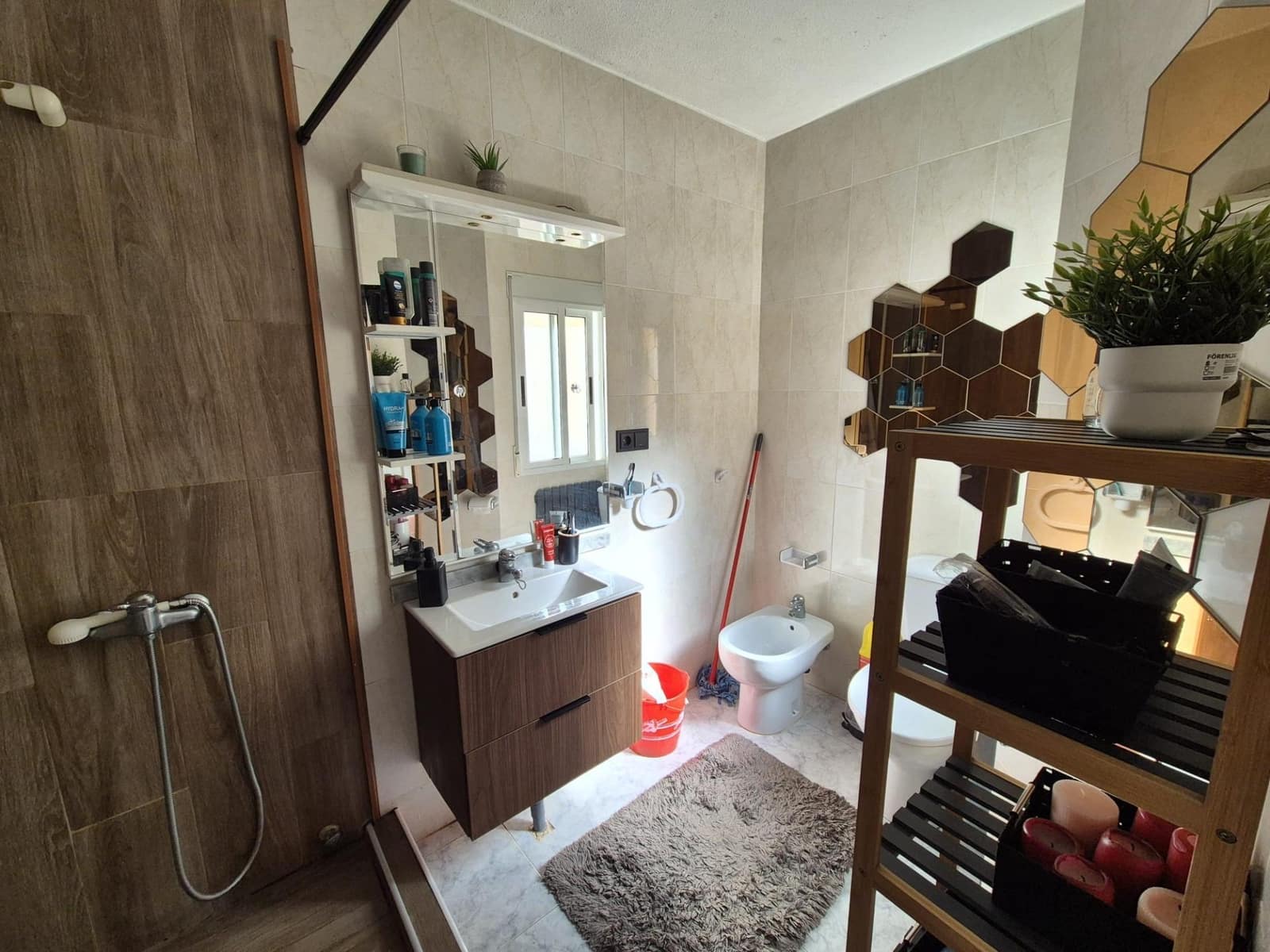 Apartamento de 1 habitación en Torrevieja en venta con piscina - 149.000 € (Ref: 9877341)