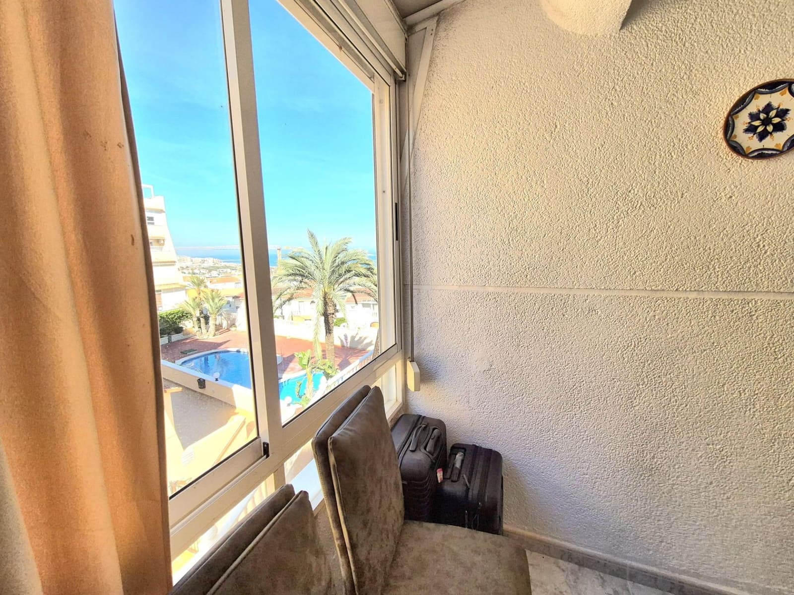 Apartamento de 1 habitación en Torrevieja en venta con piscina - 149.000 € (Ref: 9877341)