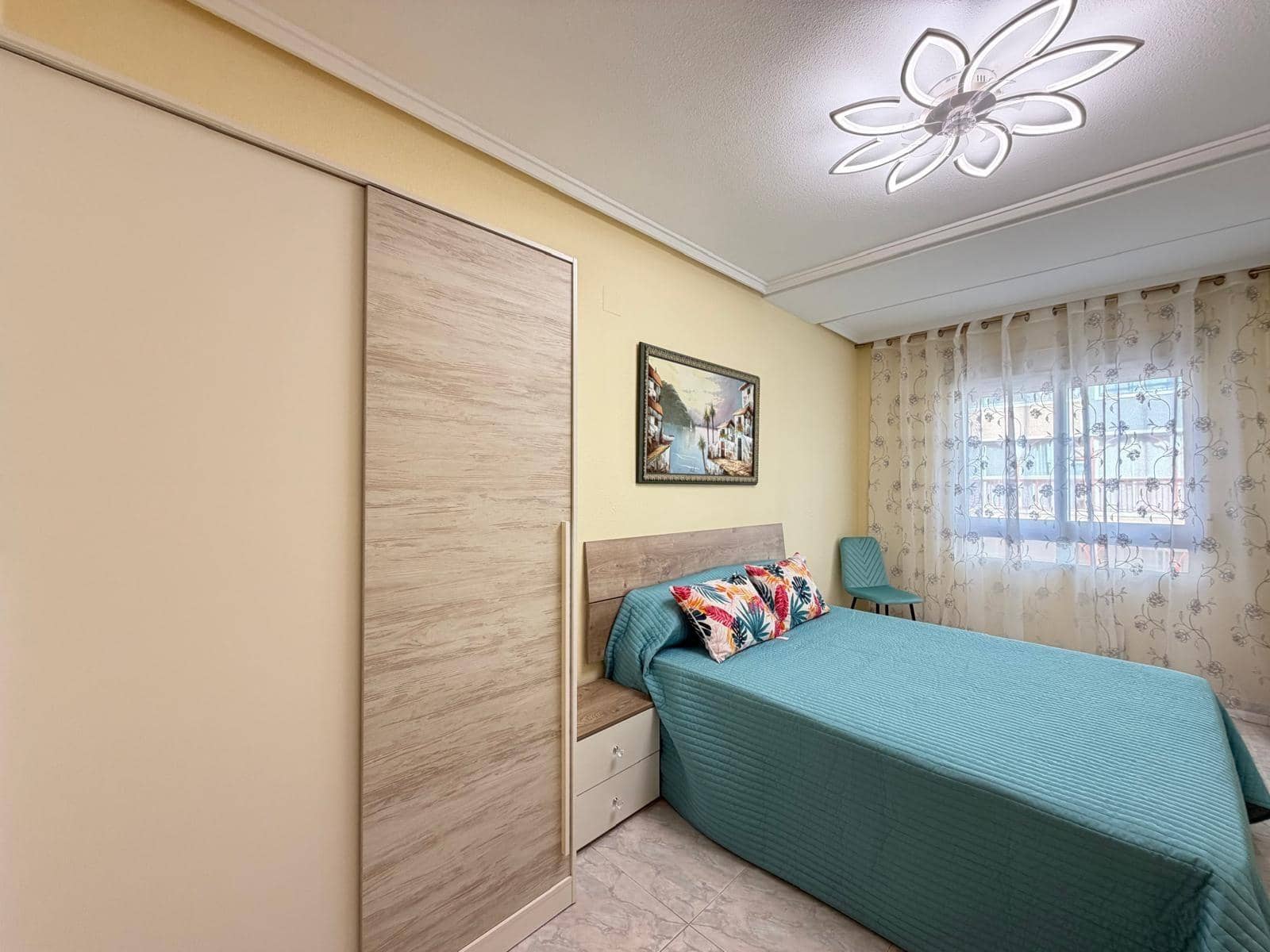 3 sovrum Lägenhet till salu i Torrevieja - 230 000 € (Ref: 9877343)