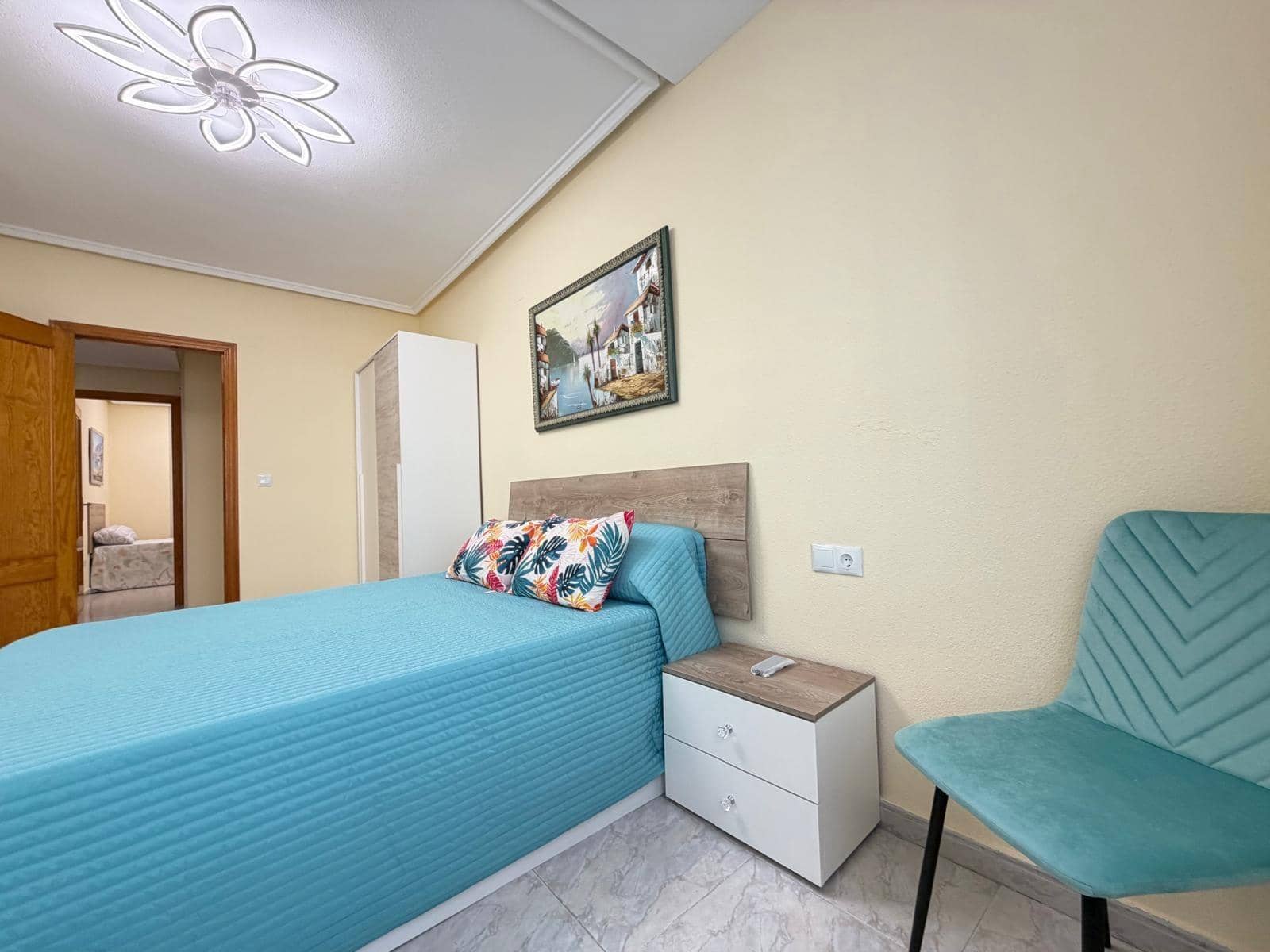 3 sovrum Lägenhet till salu i Torrevieja - 230 000 € (Ref: 9877343)