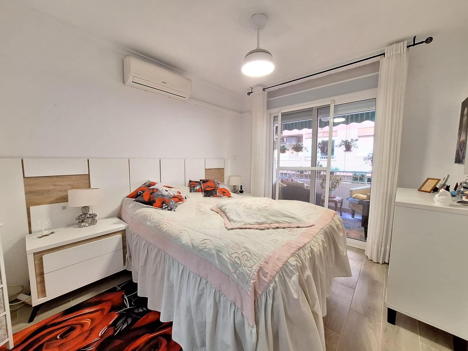 1 sovrum Lägenhet till salu i Torrevieja - 169 000 € (Ref: 9877355)