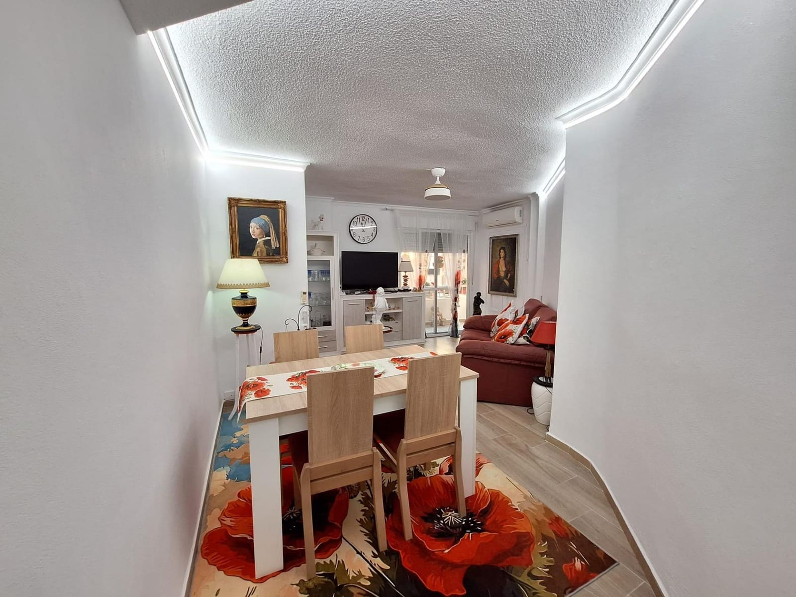 1 sovrum Lägenhet till salu i Torrevieja - 169 000 € (Ref: 9877355)