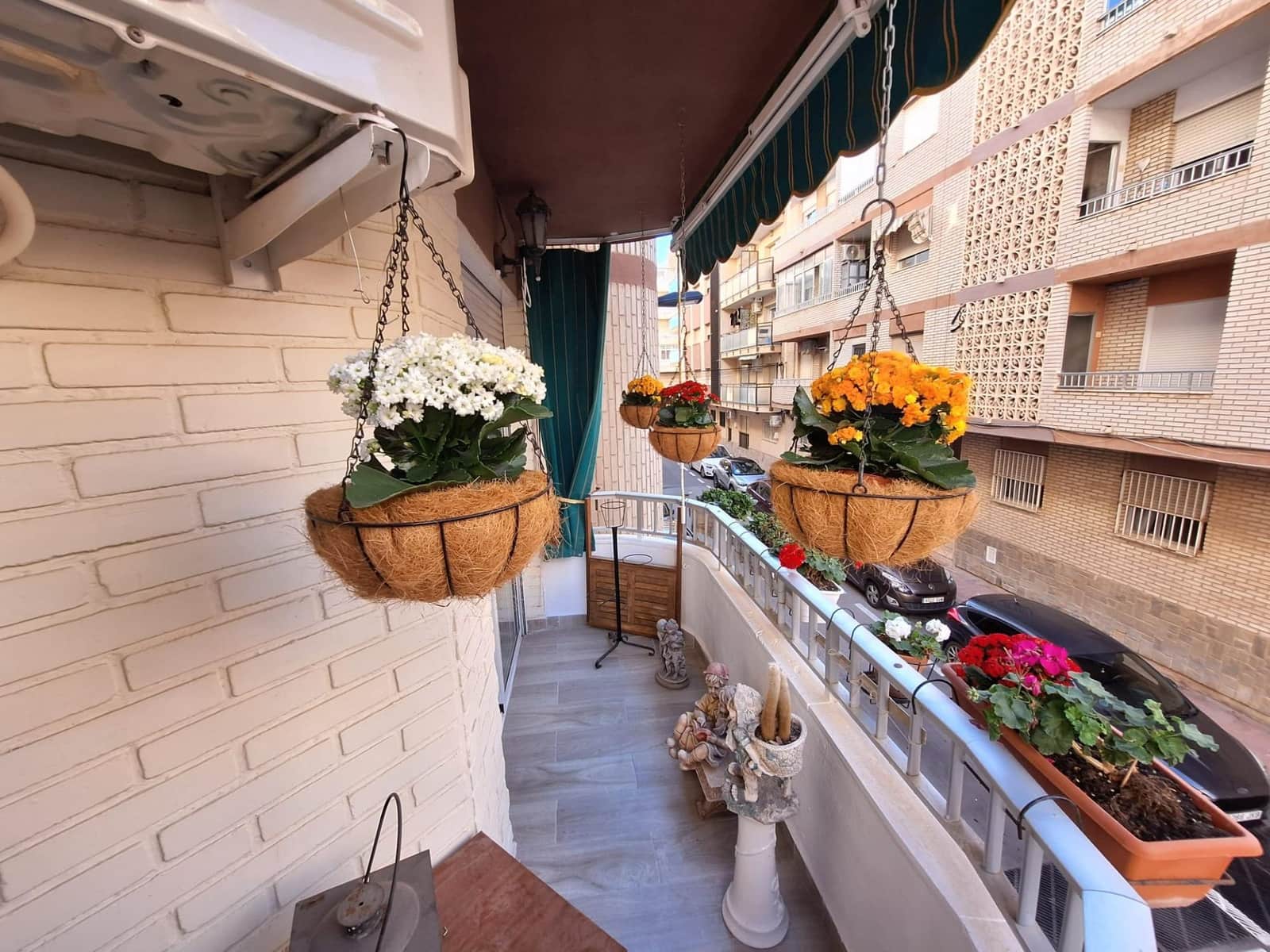 1 sovrum Lägenhet till salu i Torrevieja - 169 000 € (Ref: 9877355)