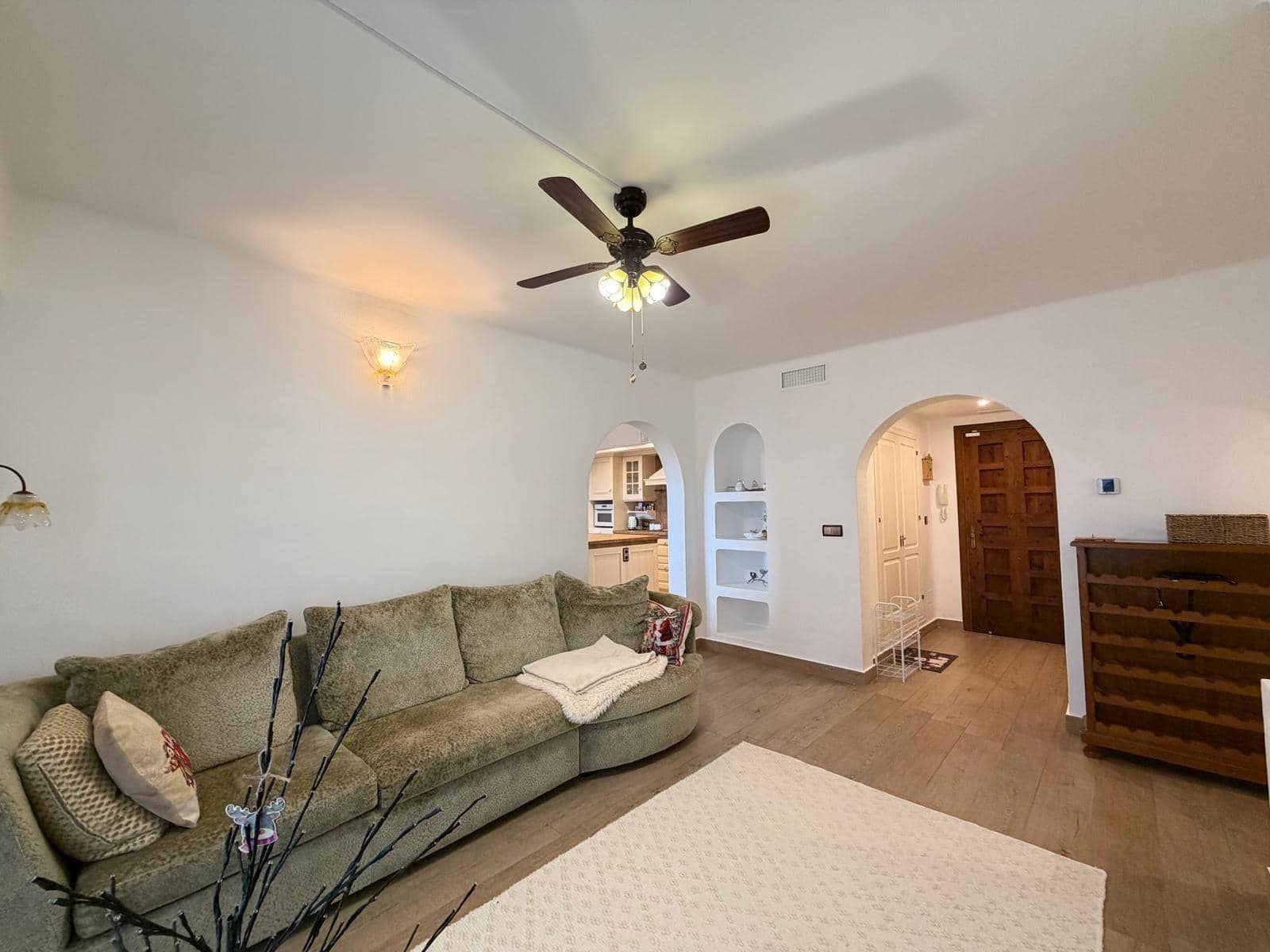 3 soverom Penthouse til salgs i Torrevieja med svømmebasseng - € 470 000 (Ref: 9877356)