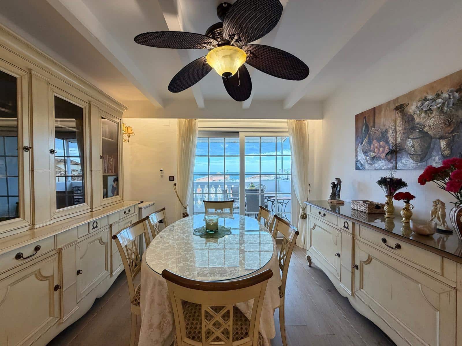 3 soverom Penthouse til salgs i Torrevieja med svømmebasseng - € 470 000 (Ref: 9877356)
