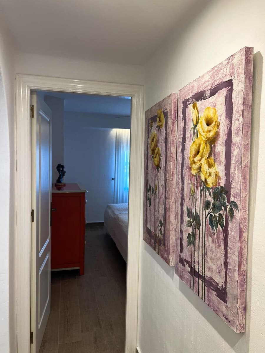 3 soverom Penthouse til salgs i Torrevieja med svømmebasseng - € 470 000 (Ref: 9877356)