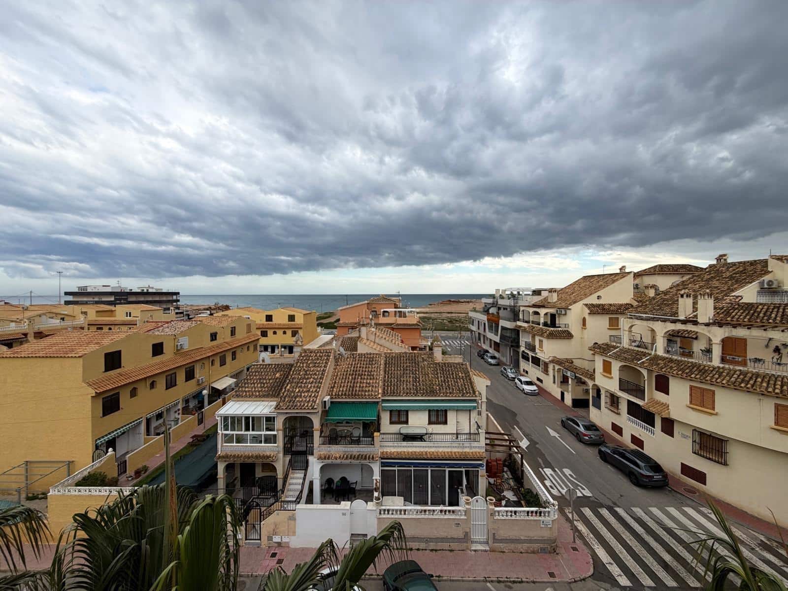 3 soverom Penthouse til salgs i Torrevieja med svømmebasseng - € 470 000 (Ref: 9877356)