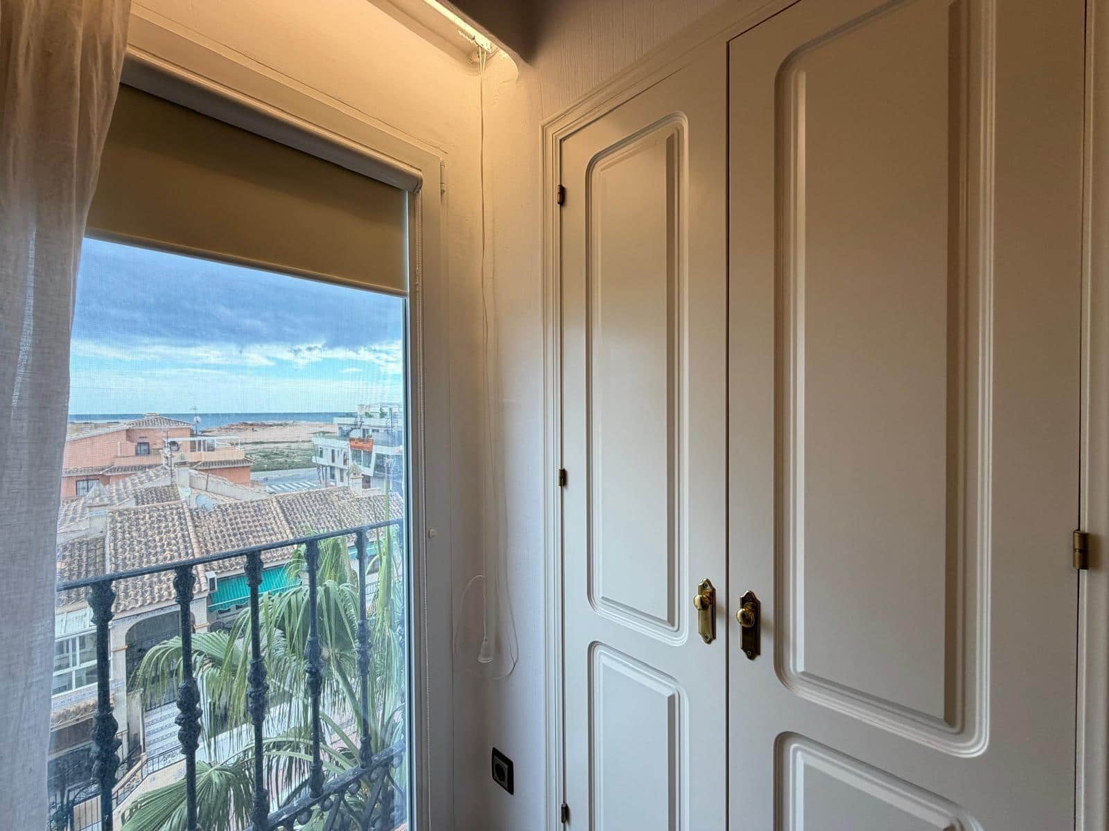 3 soverom Penthouse til salgs i Torrevieja med svømmebasseng - € 470 000 (Ref: 9877356)