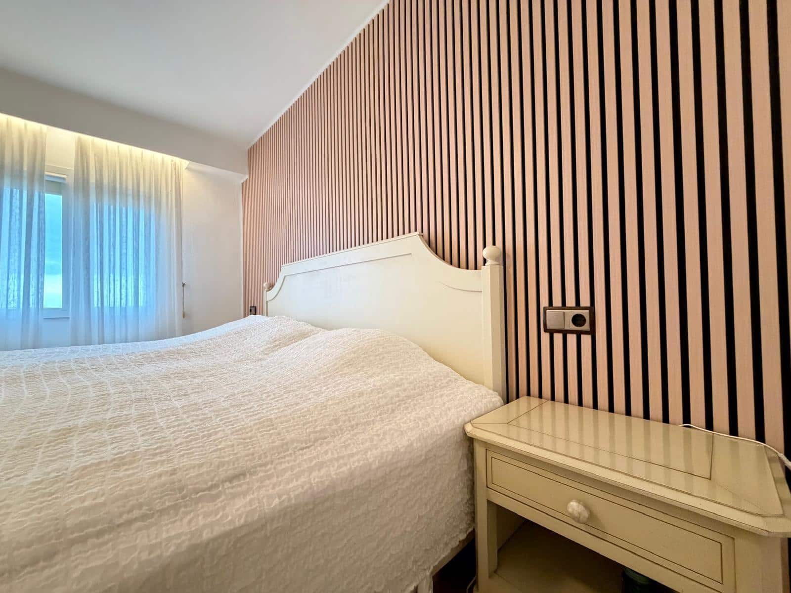 3 soverom Penthouse til salgs i Torrevieja med svømmebasseng - € 470 000 (Ref: 9877356)